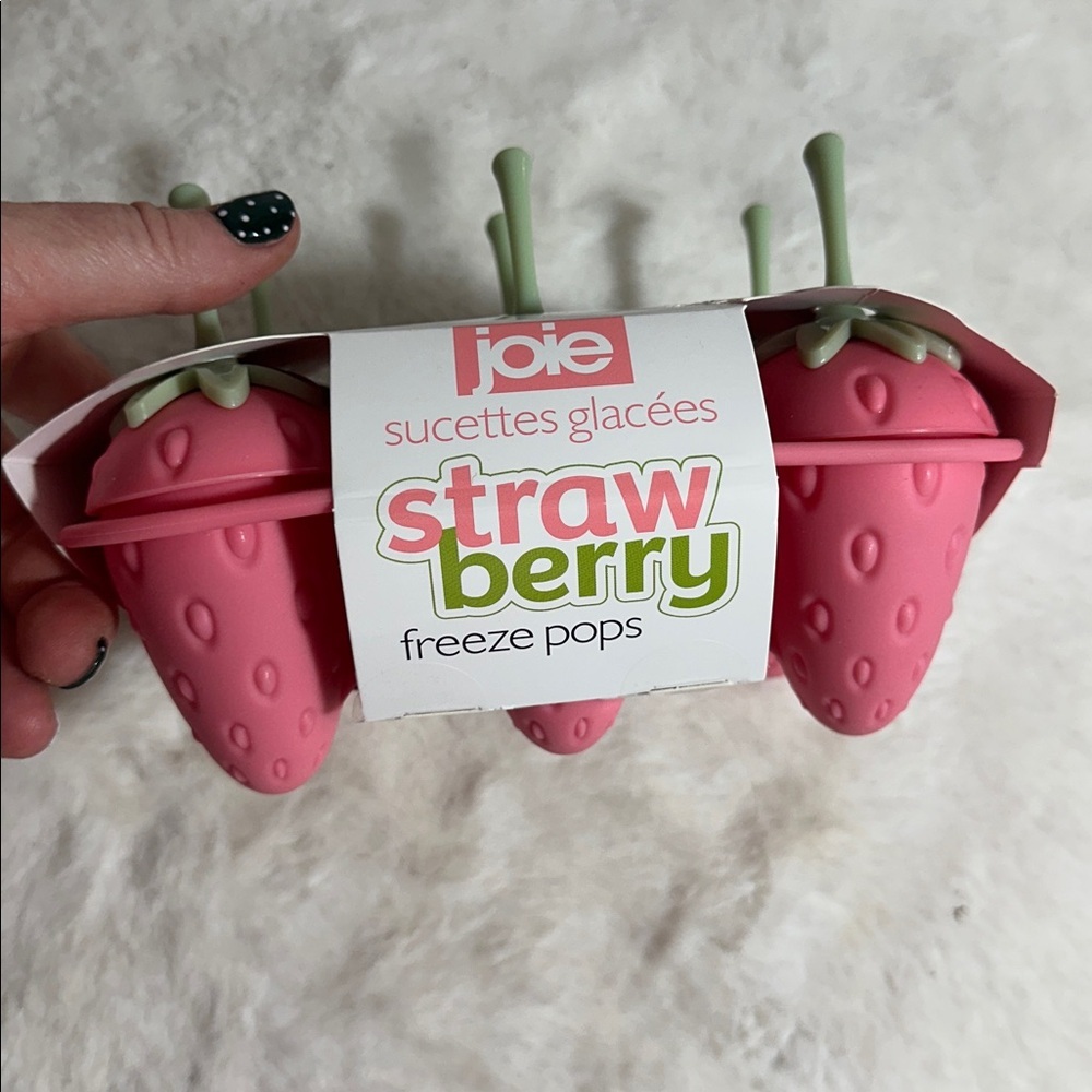 Joie set of 6 strawberry freeze pops